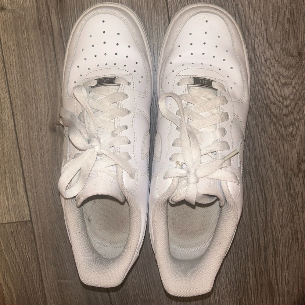 Rarely worn Air Force 1s